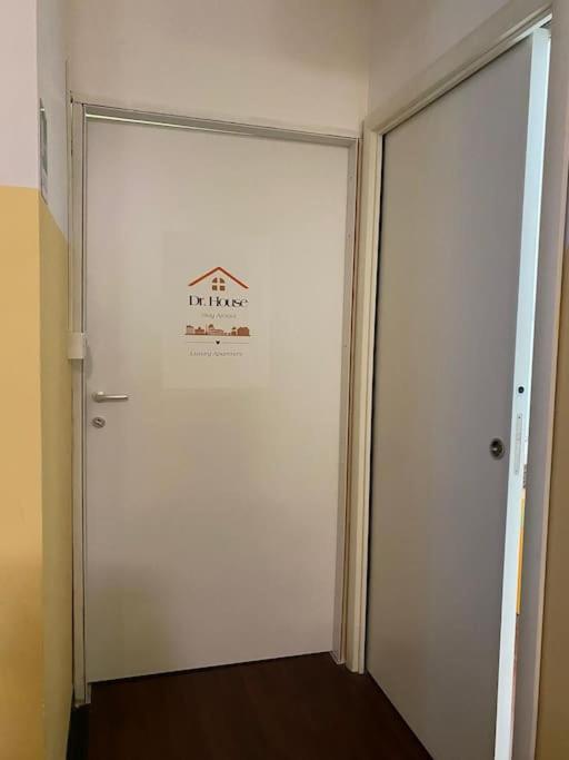 Dr House Luxury Apartment Roma Ngoại thất bức ảnh
